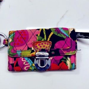 Vera Bradley Wallet / Wristlet